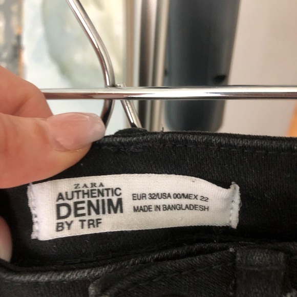 Zara high waisted jean shorts - Picture 4 of 4